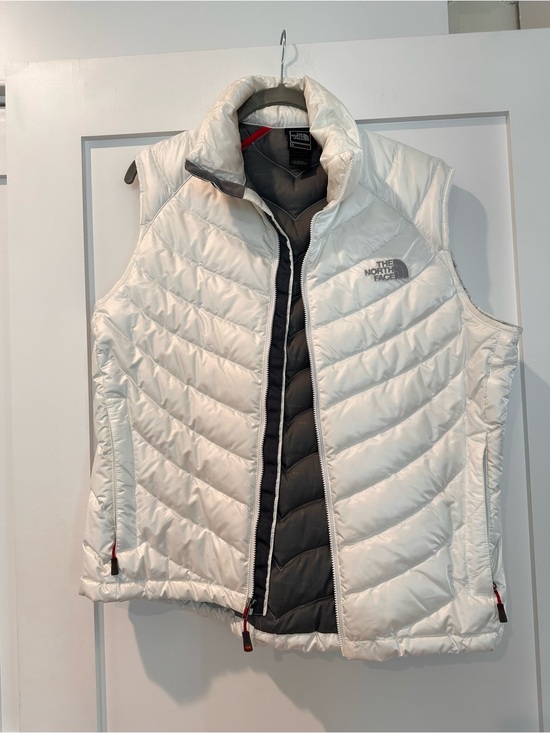 The North Face Jackets & Blazers - The North Face Women’s White Insulated Summit Series Vest